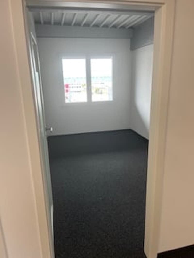 Büroräume/Kosmetikstudio/Behandlungszimmer usw. (10)