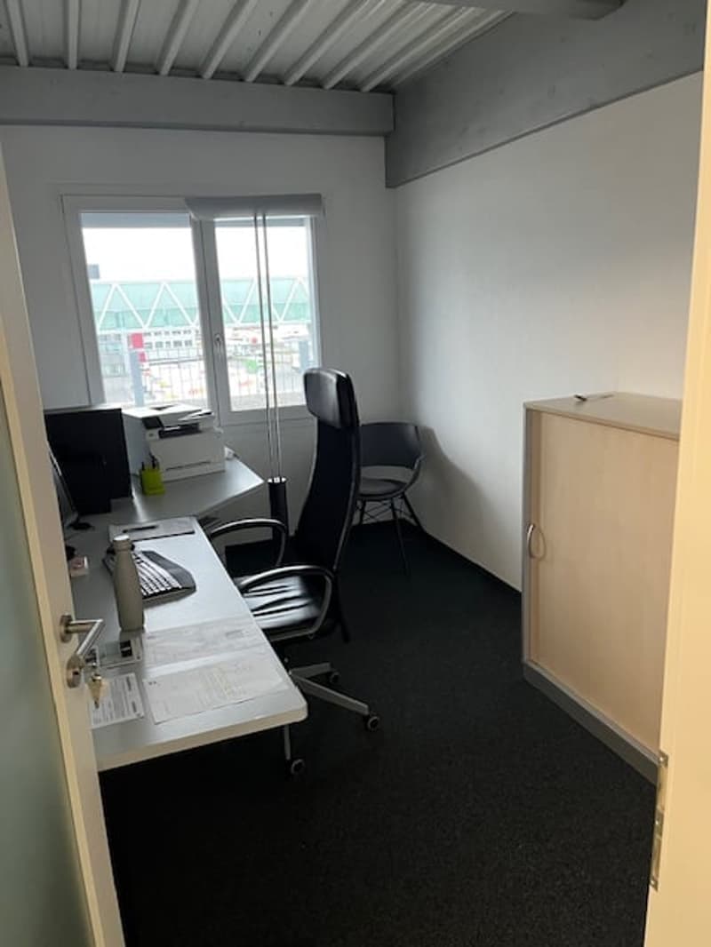 Büroräume/Kosmetikstudio/Behandlungszimmer usw. (2)