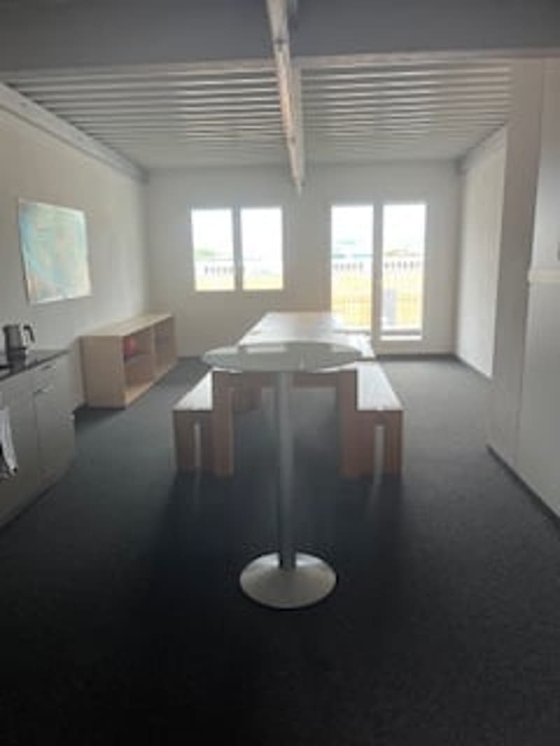 Büroräume/Kosmetikstudio/Behandlungszimmer usw. (11)