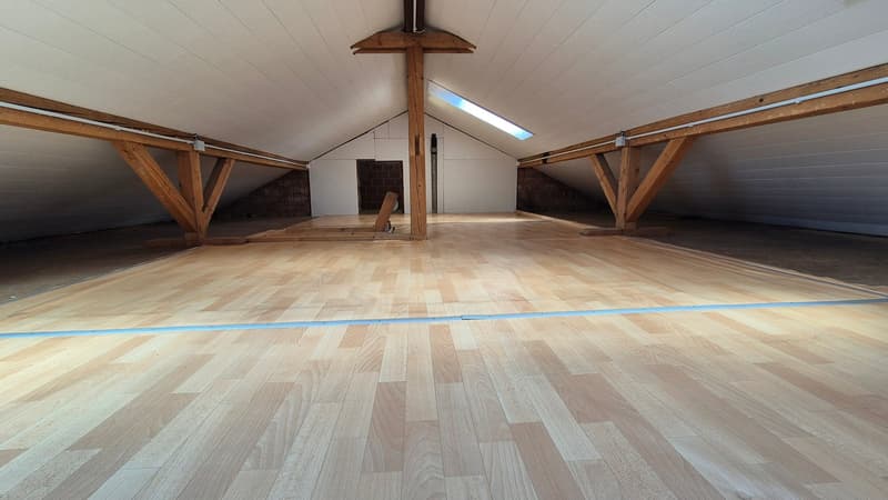 Familienfreundliches 5.5-Zimmer-Einfamilienhaus mit viel Platz und Wintergarten in Klingnau (31)