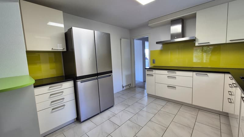 Familienfreundliches 5.5-Zimmer-Einfamilienhaus mit viel Platz und Wintergarten in Klingnau (17)