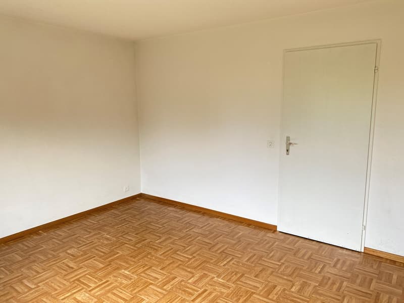 2 1/2 Zi-Parterrewohnung mit Balkon (4)
