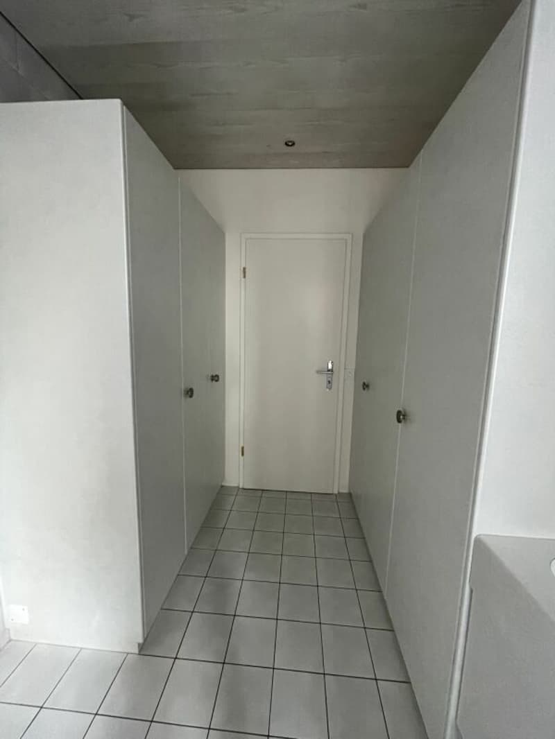 schöne und grosszügige 5-Zimmerwohnung mit Wintergarten in Bern/Eigerplatz zu vermieten! (9)