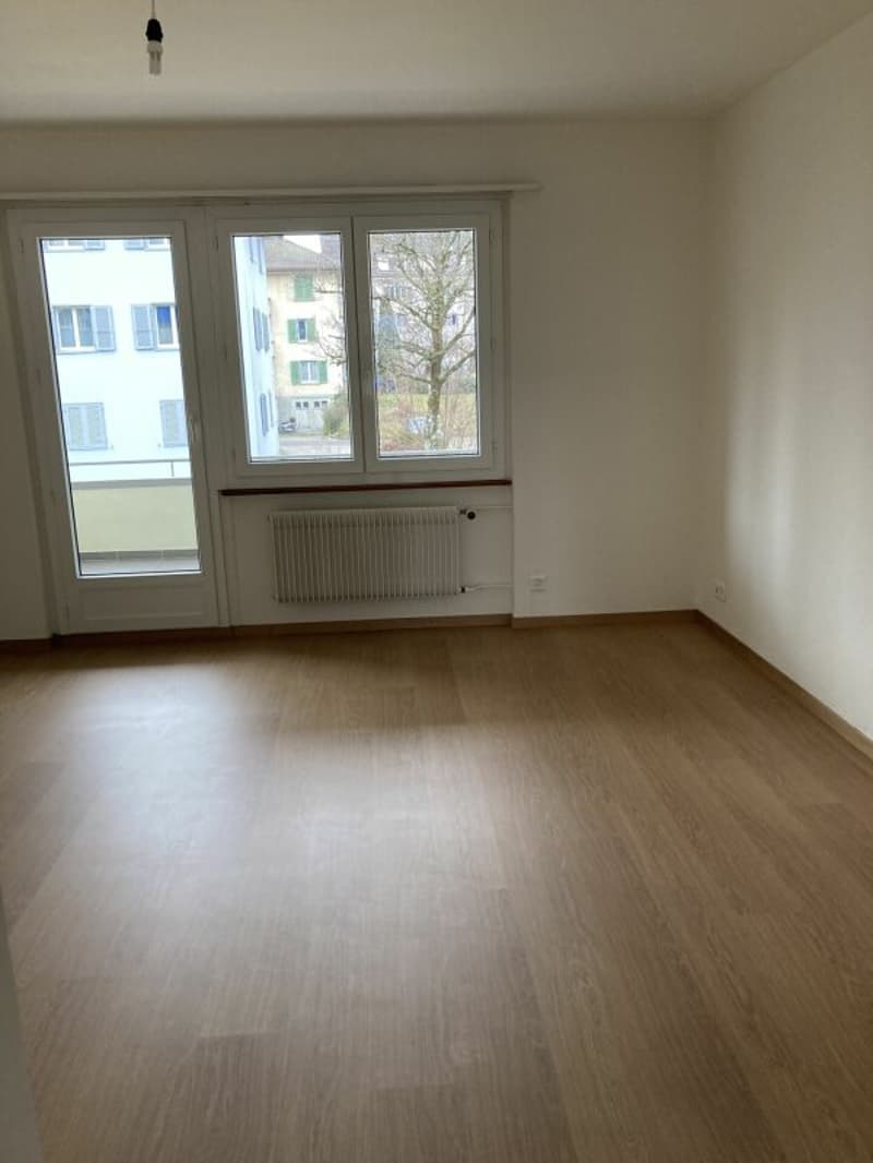frisch gestrichene 3-Zimmerwohnung an zentraler Lage in Ostermundigen! (5)