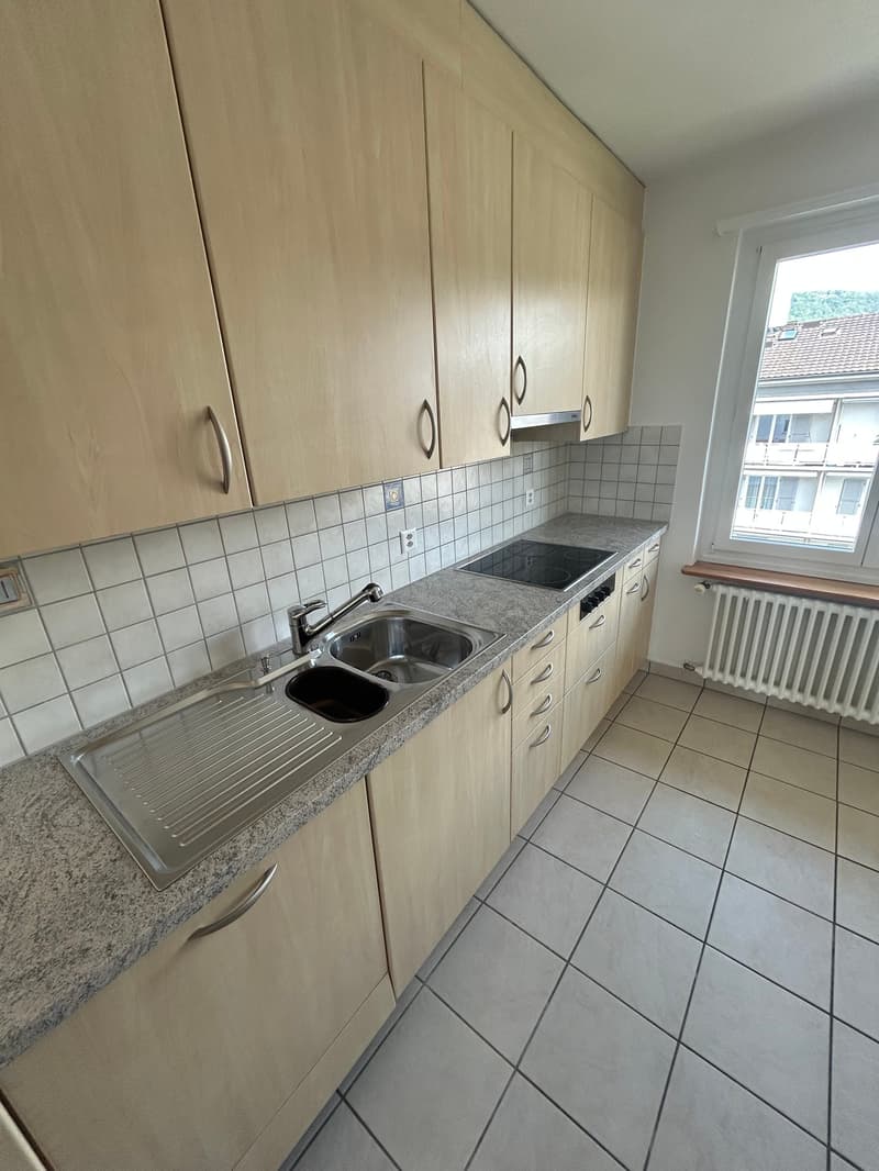 Charmant appartement de 4 pièces avec balcon à Nidau (5)