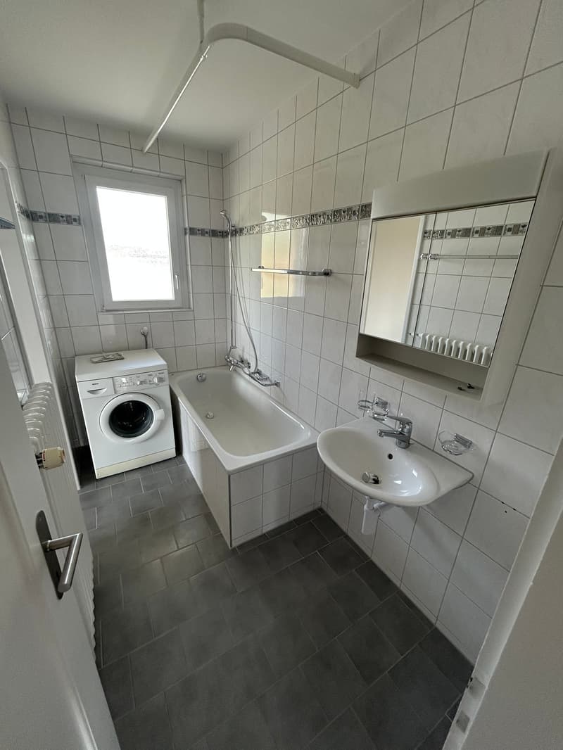 Charmant appartement de 4 pièces avec balcon à Nidau (10)