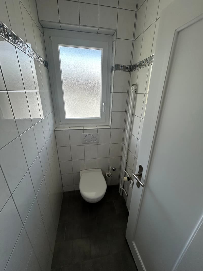 Charmant appartement de 4 pièces avec balcon à Nidau (9)