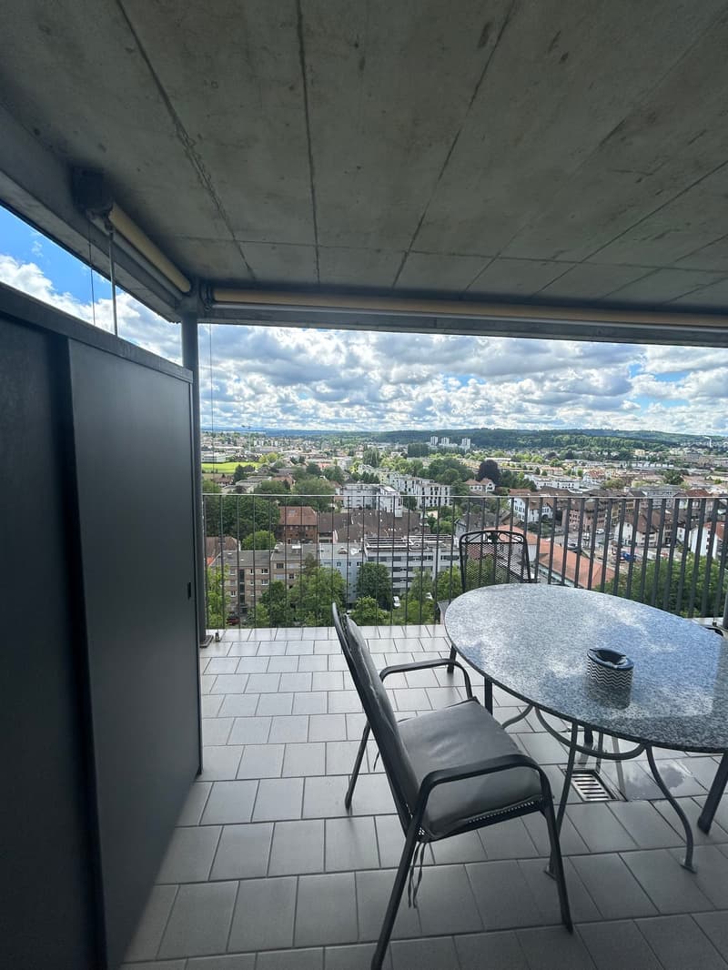 Appartement moderne de 3.5 pièces avec balcon à Bienne (14)