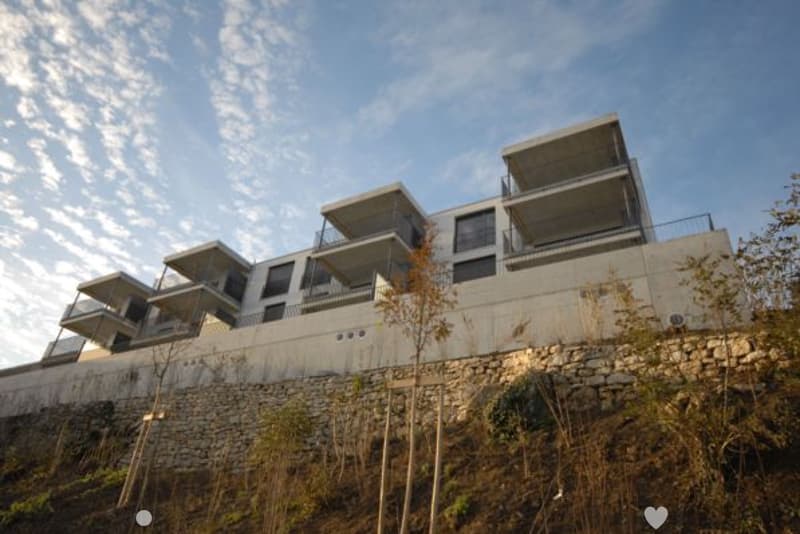 Appartement moderne de 3.5 pièces avec balcon à Bienne (1)