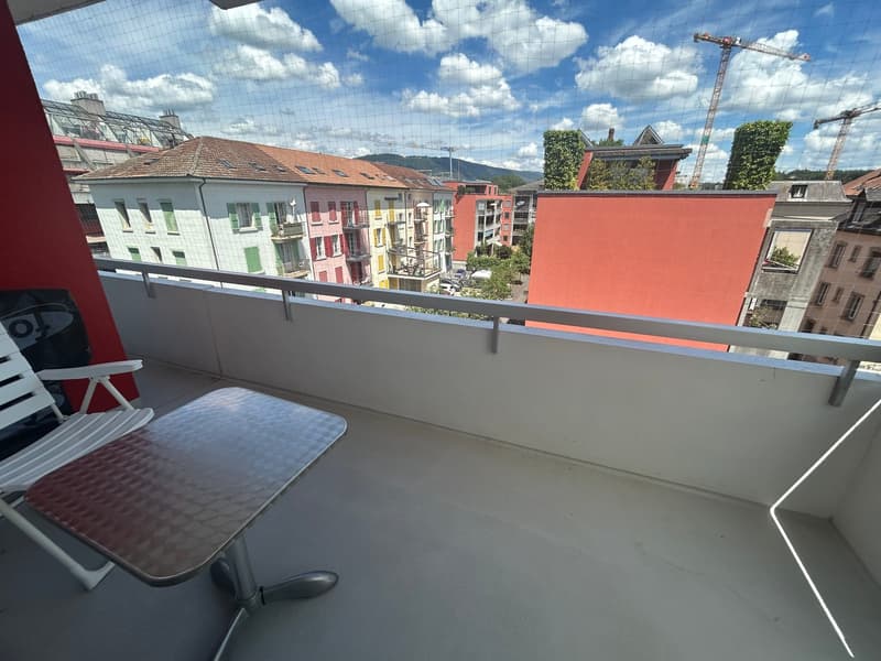 Appartement lumineux de 3 pièces bien situé à Bienne (11)