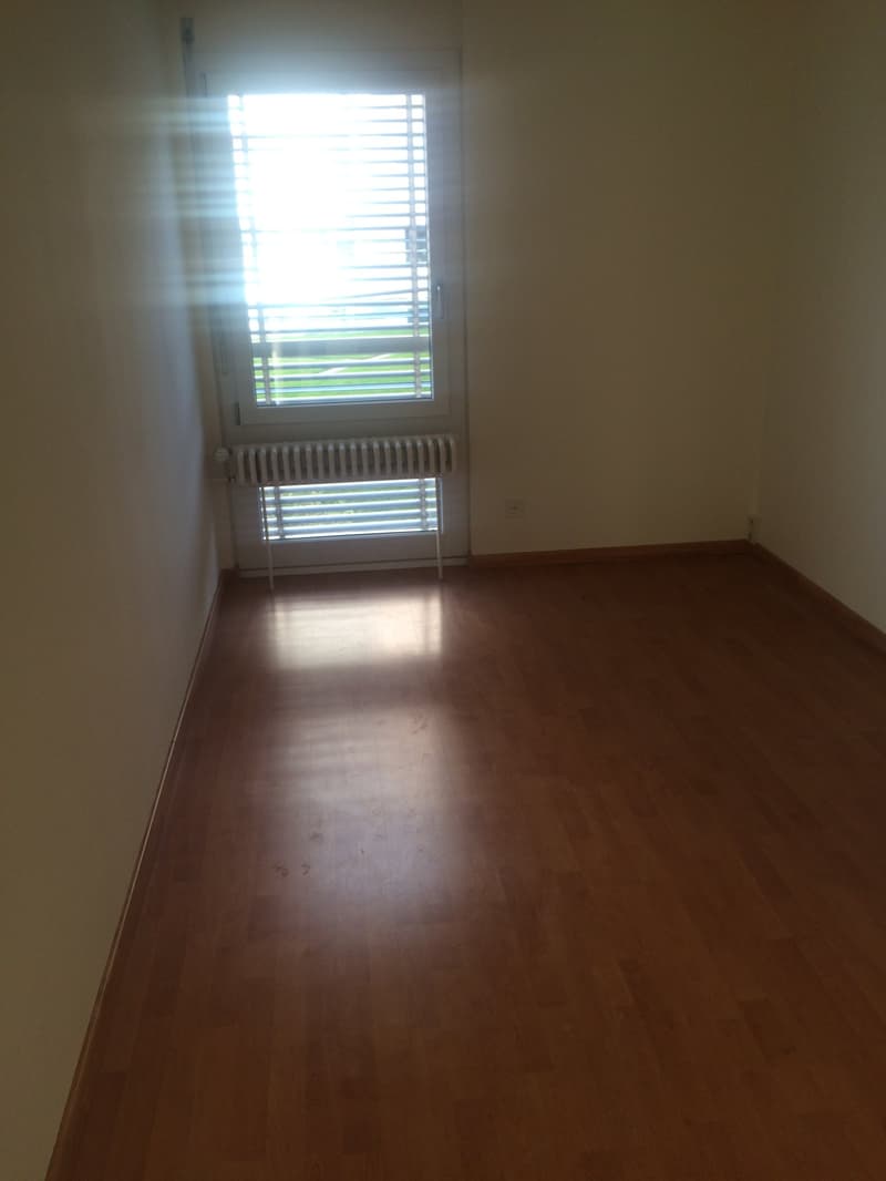 Attraktive sowie Helle 3.5 Zimmerwohnung an ruhiger Lage in Worb! (5)