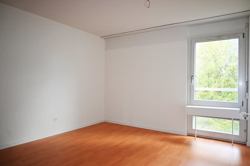 Grosszügige sowie Helle 3.5 Zimmerwohnung an ruhiger Lage in Worb! (5)