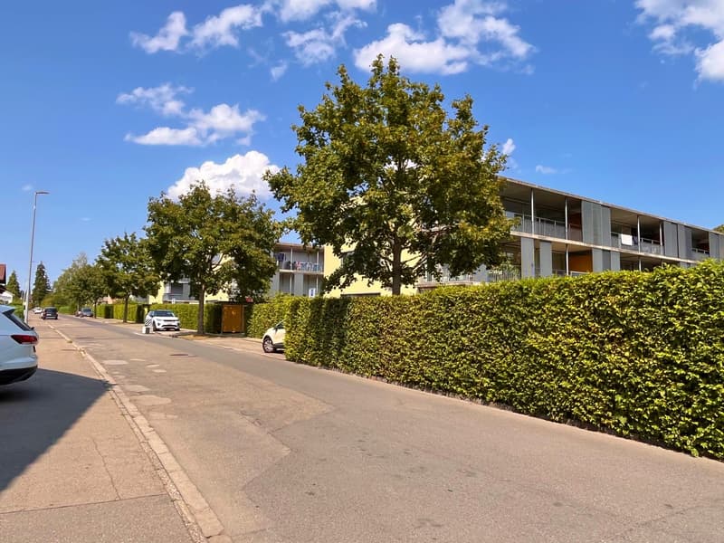 grosse 4.5-Zimmer Wohnung mit div. Nebenräumen an zentraler Lage (16)