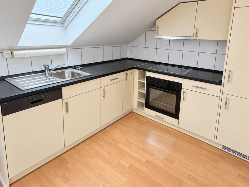 2.5-Zimmer-Dachwohnung in Biberist (4)