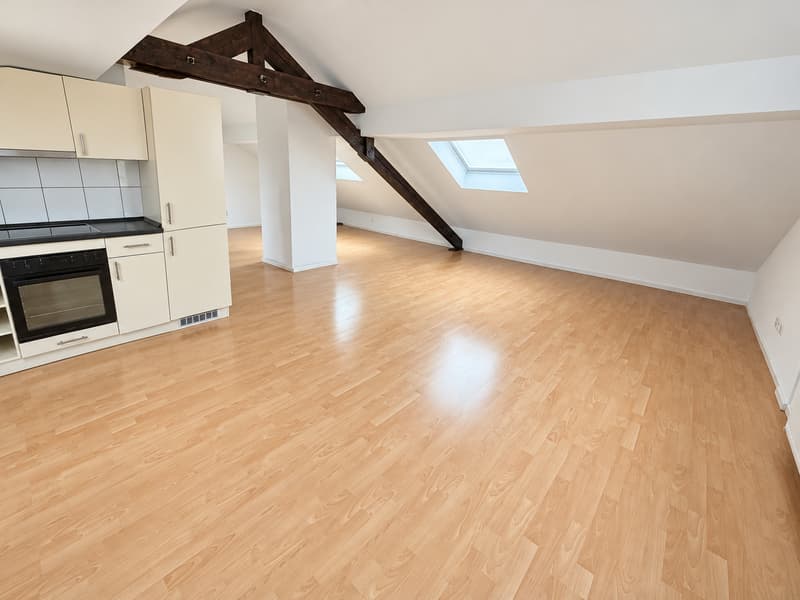 2.5-Zimmer-Dachwohnung in Biberist (2)