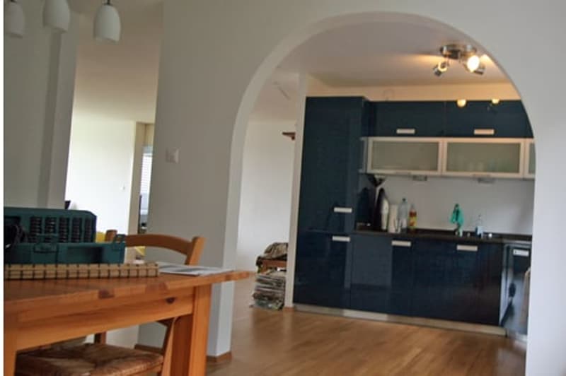 Hübsche offene 4-Zimmerwohnung wird frei (2)