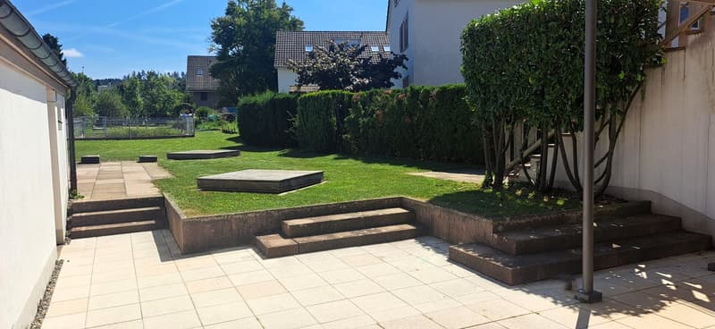 Gartenwohnung inkl. direkt verbundener Garagebox,grosszügigem EG/UG-Bereich, Haushaltsraum, Garten (8)