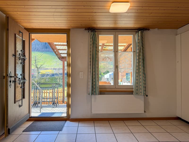 Zweifamilienhaus auf grossem Grundstück (33)
