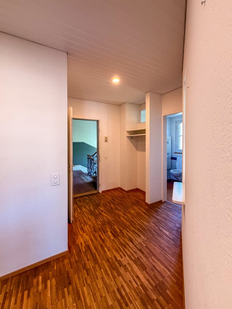 Charmante 4-Zimmer-Maisonette-Wohnung im Altbau an der Südbahnhofstrasse, Bern (3)
