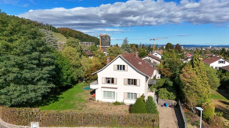 Baulandparzelle mit bestehendem Dreiparteienhaus (14)