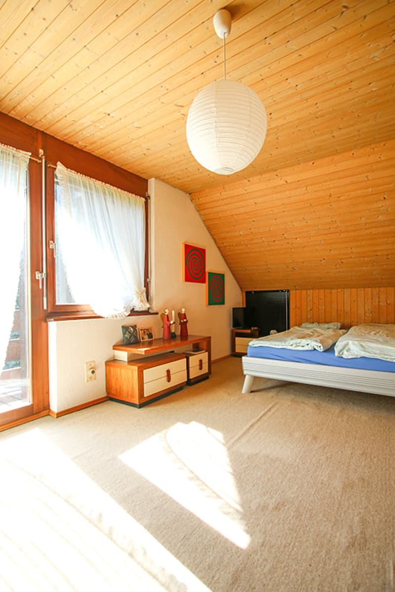 Dachzimmer-Charme mit Süd-Balkon