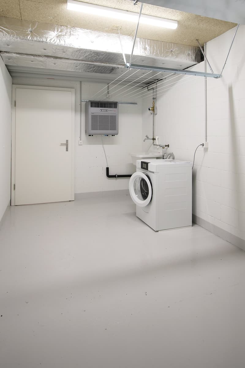 Privater Keller-/Waschraum mit WM + Secomat (Archivfoto Bauzeit)