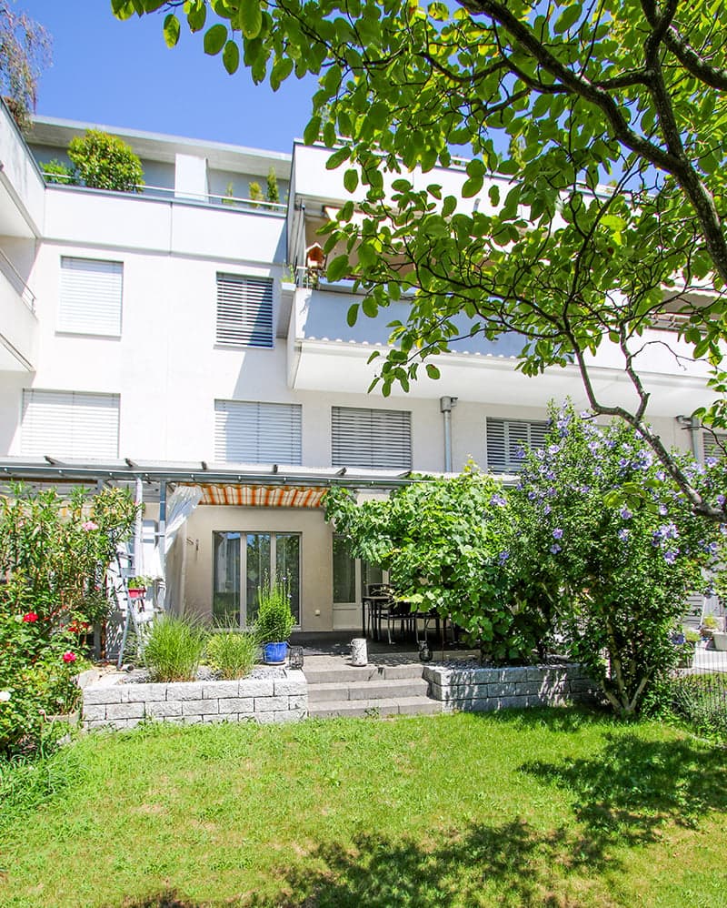4.5-Zi-Maisonettewohnung mit Umschwung und Kellergeschoss (wie REFH)