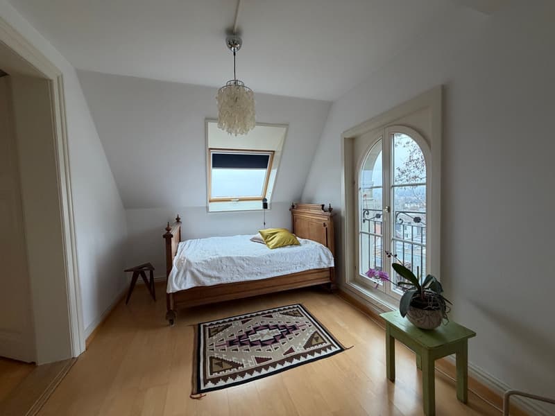 Charmante 4.5-Zimmer-Dachwohnung im historischen Bern (5)