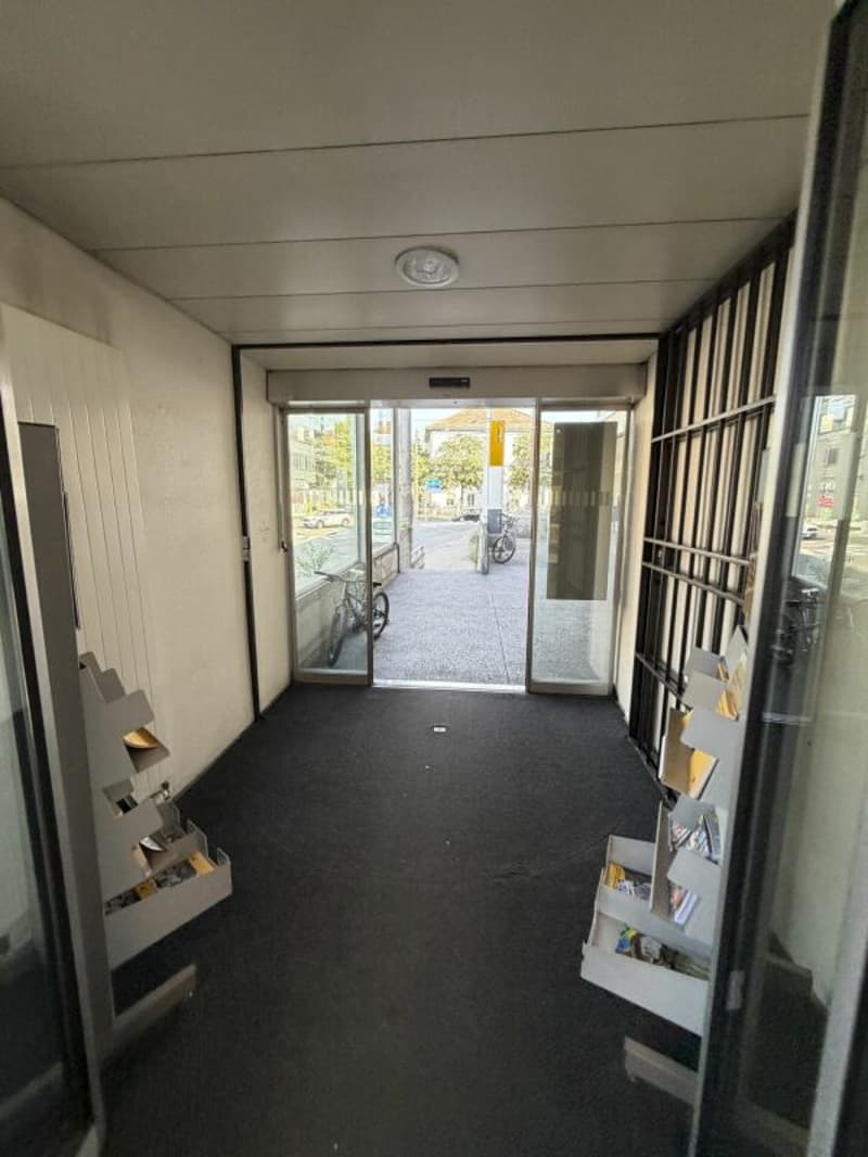 Ideal gelegene Verkaufsfläche und Büroräumlichkeiten (8)
