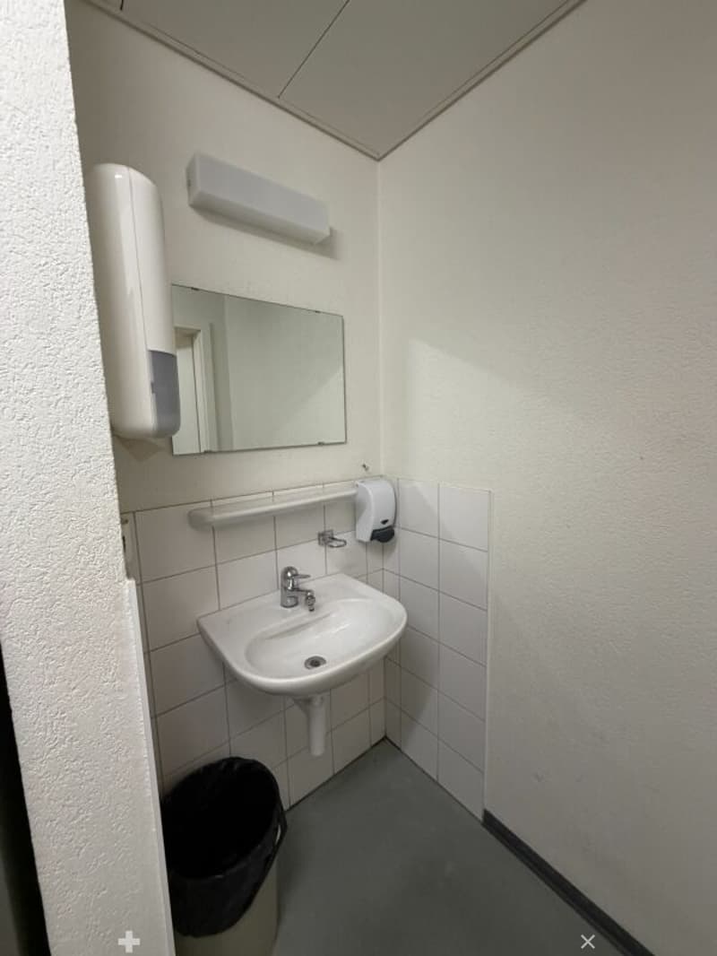 Ideal gelegene Verkaufsfläche und Büroräumlichkeiten (5)