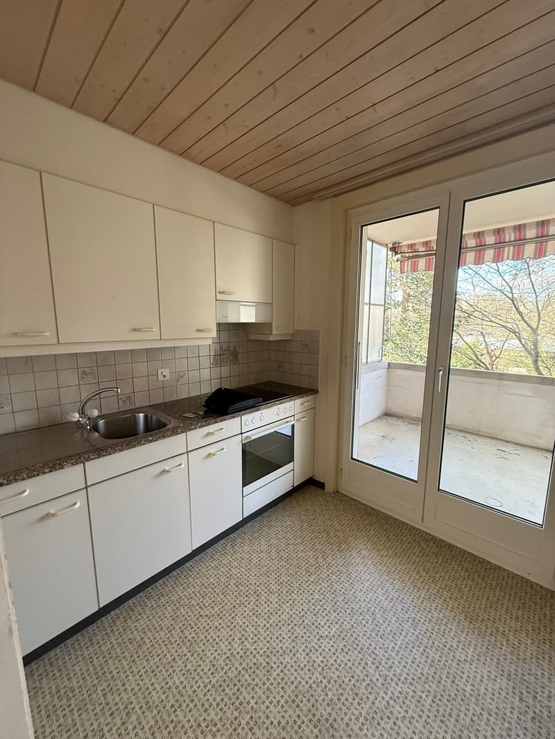 BEFRISTETES WOHNEN 2-Zimmerwohnung im beliebten Lorrainequartier (2)