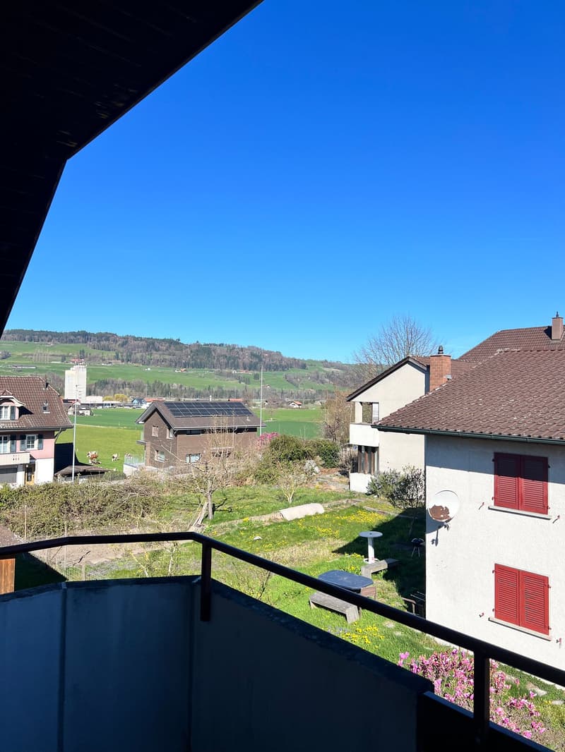 Charmante 4-Zimmer-Maisonette-Wohnung in Wichtrach (6)