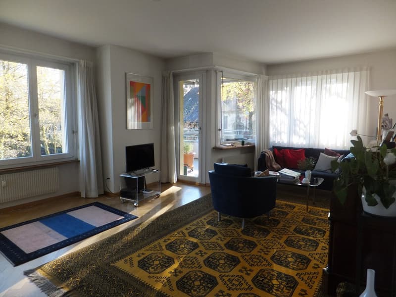 Moderne 3.5-Zimmerwohnung im beliebten Schosshalden-Quartier (2)