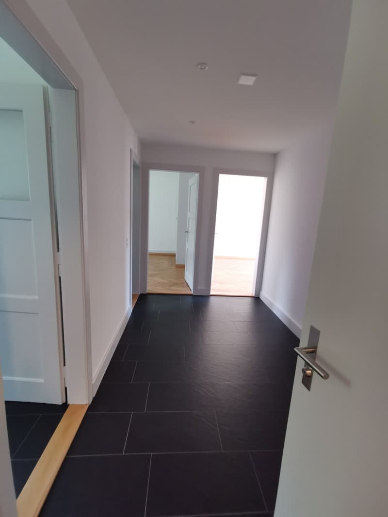Schöne 2-Zimmerwohnung im beliebten Breitenrainquartier (2)