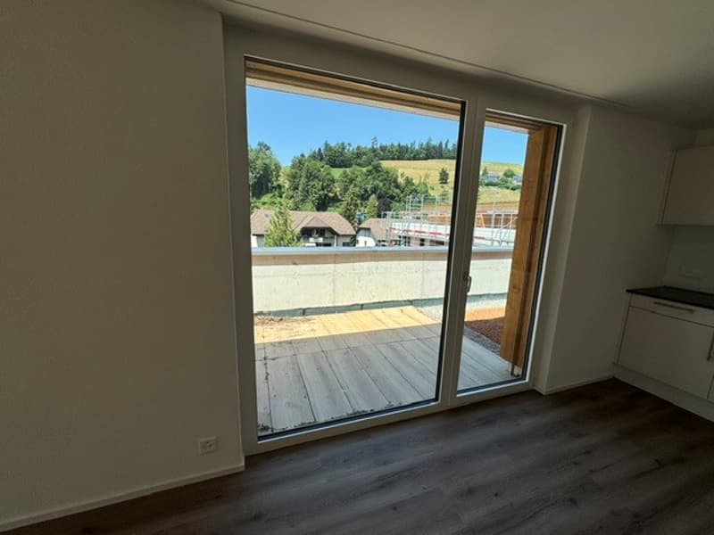 Charmante 3.5-Zimmer-Attikawohnung in Huttwil, grosser Balkon, Neubau Erstbezug (2)