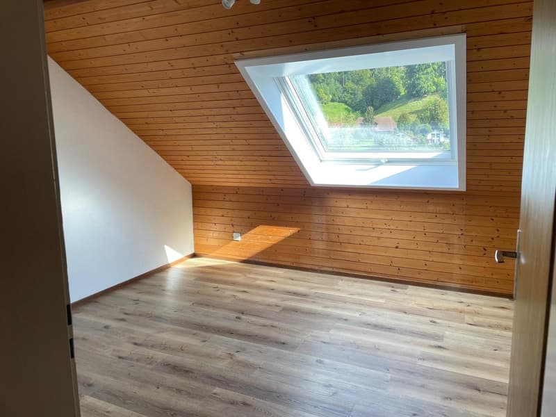 Gemütliche 3.5-Zimmer-Wohnung mit Balkon (4)