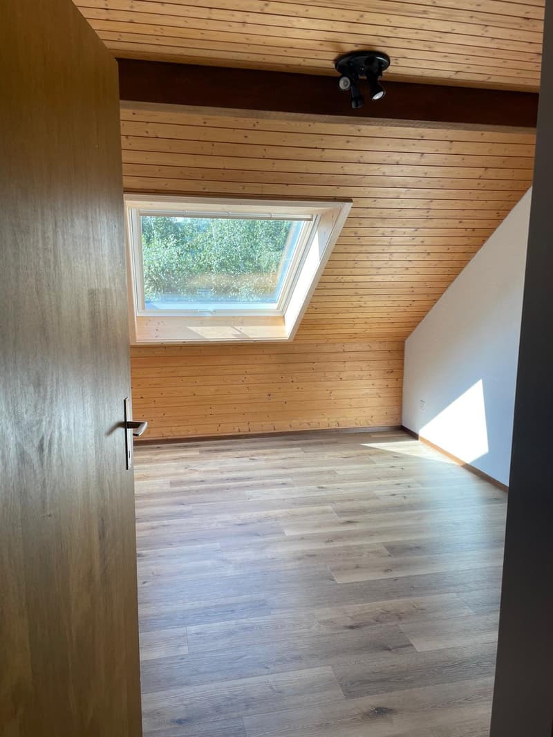 Gemütliche 3.5-Zimmer-Wohnung mit Balkon (5)