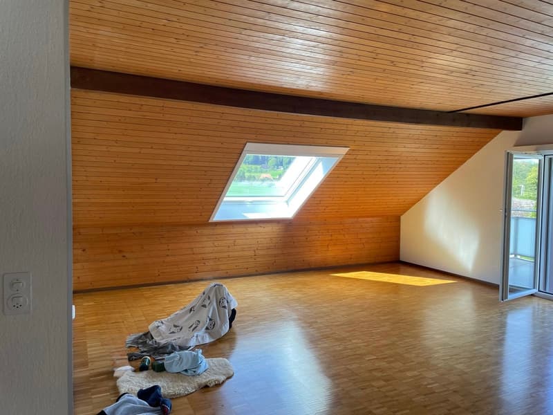 Gemütliche 3.5-Zimmer-Wohnung mit Balkon (2)