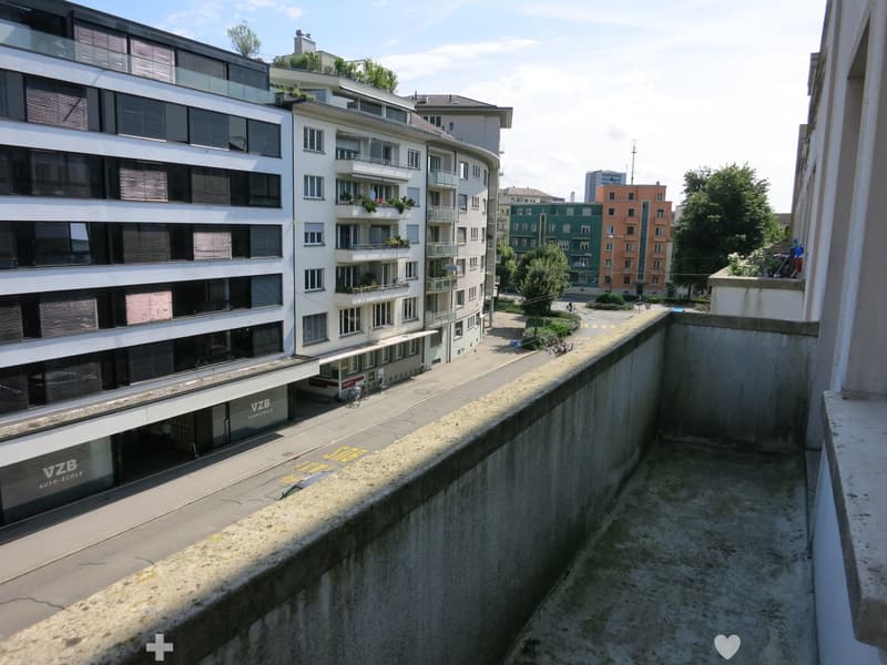 Balkon ost