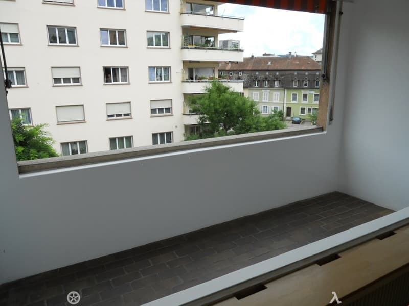 Balkon Strassenseite