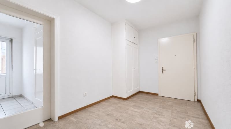 Korridor mit Einbauschrank