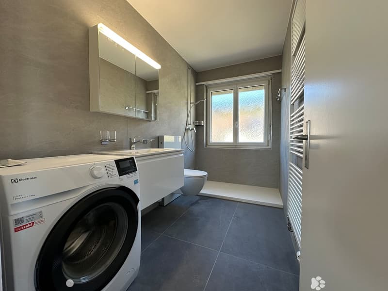 Charmante 5-Zimmer-Wohnung mit Panoramablick (3)
