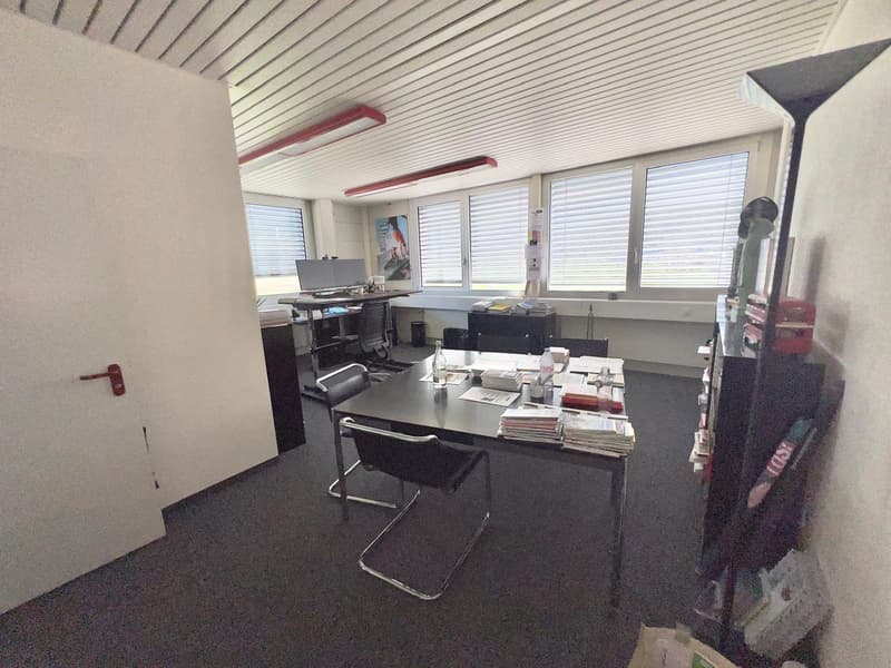 Büro hinten rechts (Nord-Ost + Süd-Ost)