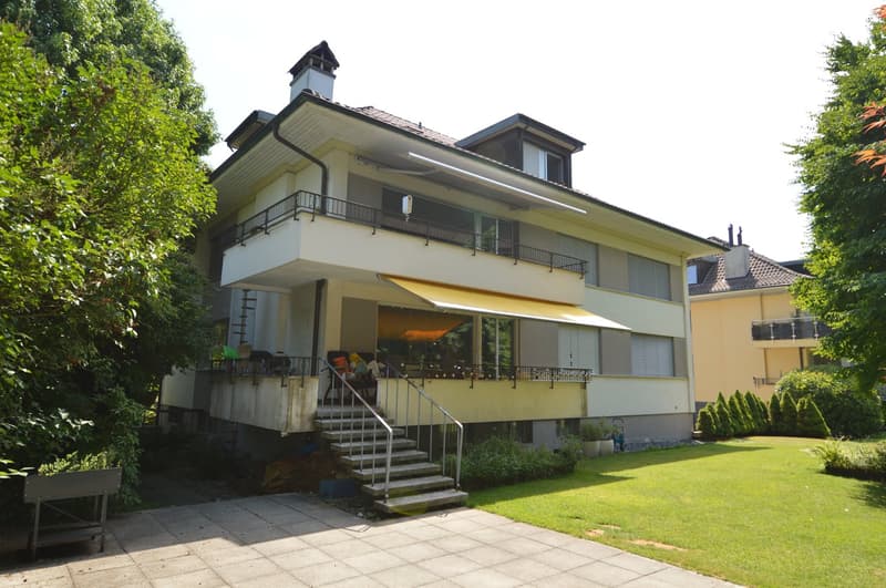 Wohnen an bester Adresse 5.5-Zimmer Gartenwohnung zum Verkauf (1)