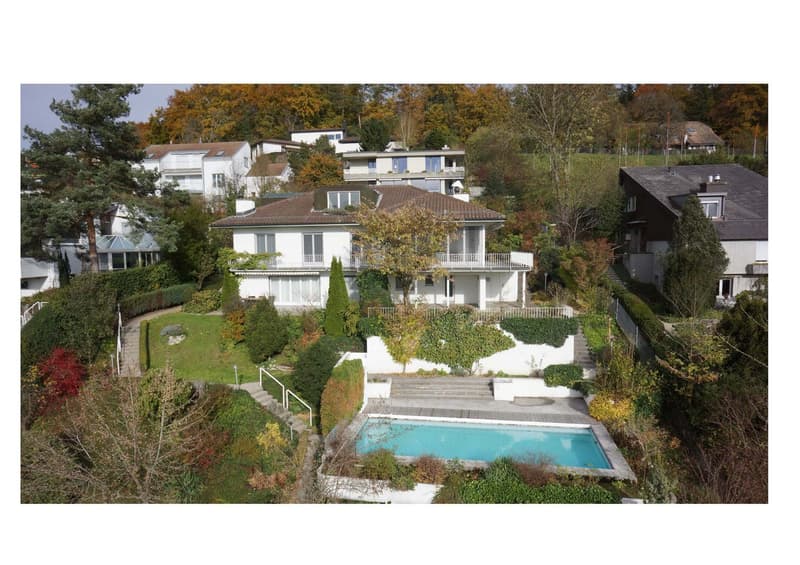 Grosszügige 7-Zimmer-Wohnung mit Pool und Panoramablick in Muri b. Bern (1)