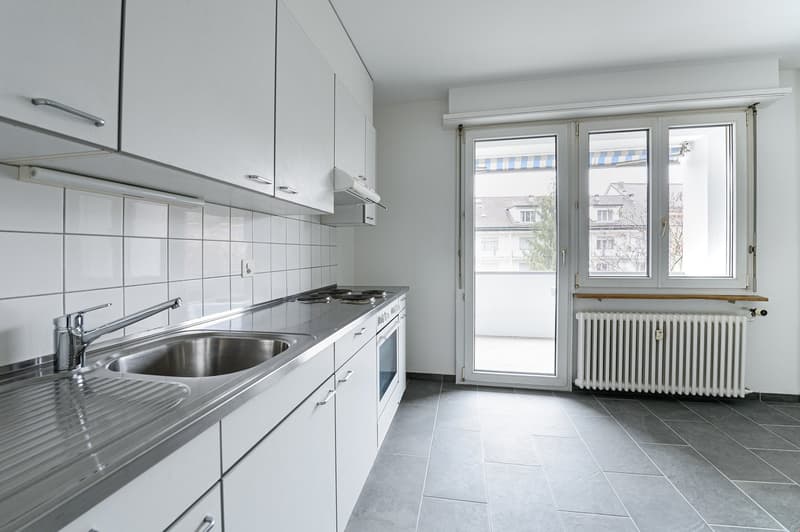 Küche mit Essplatz