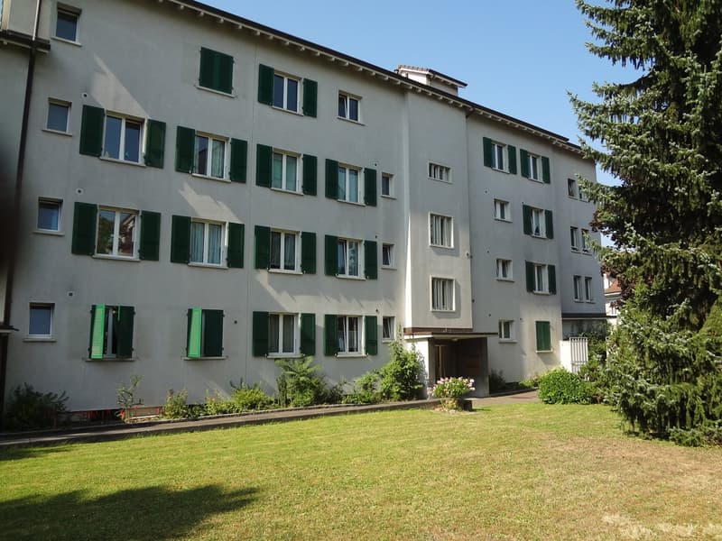Hauseingang Baslerstrasse 176, 4123 Allschwil