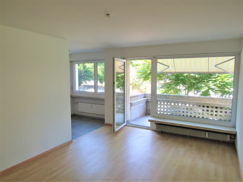 Wohnzimmer mit Essplatz