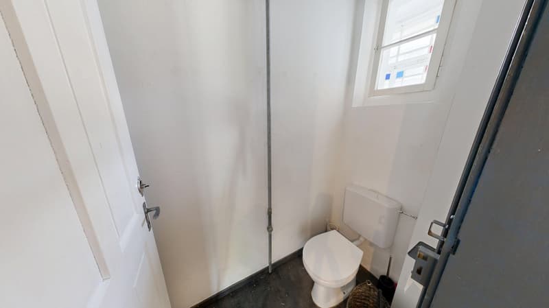 Charmante 3.5-Zimmer-Gewerbefläche im Erdgeschoss im Zentrum von Lyss (9)