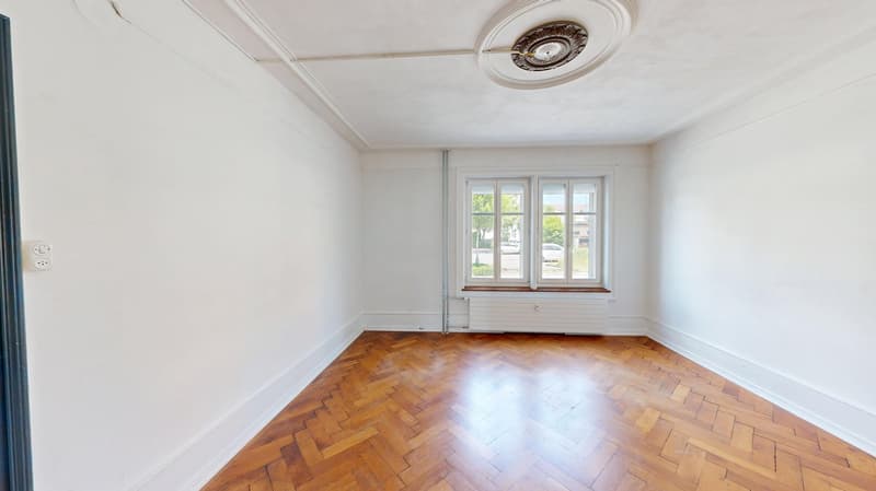 Charmante 3.5-Zimmer-Gewerbefläche im Erdgeschoss im Zentrum von Lyss (4)